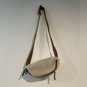 Women's The Great. + Eddie Bauer The Plush Waist Pack